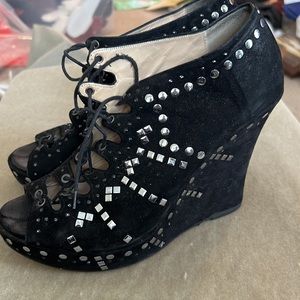 👠 Jimmy Choo Black Studded Lace-Up Shoe With Wedged Heel. Size 42